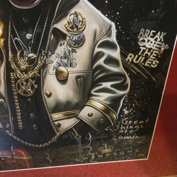 Mickey large and in charge wall art beautiful colors in a outstanding frame - Picture 3 of 5